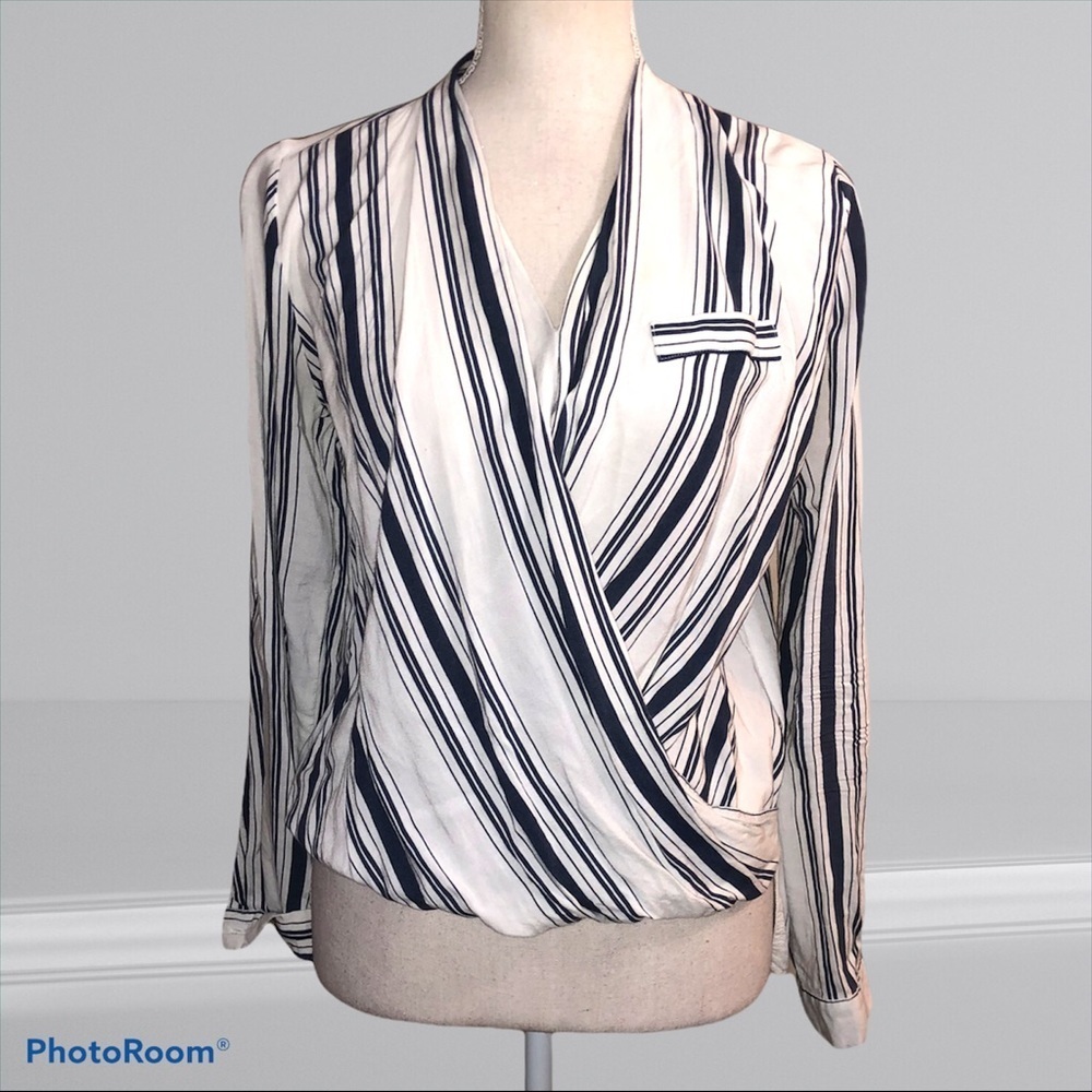 STRIPED CROSS-OVER TOP